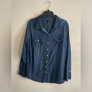 Torrid Dark Blue Casual Button-Down Shirt